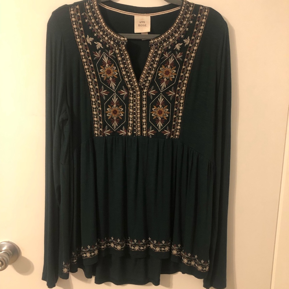 Knox Rose Embroidered Top.